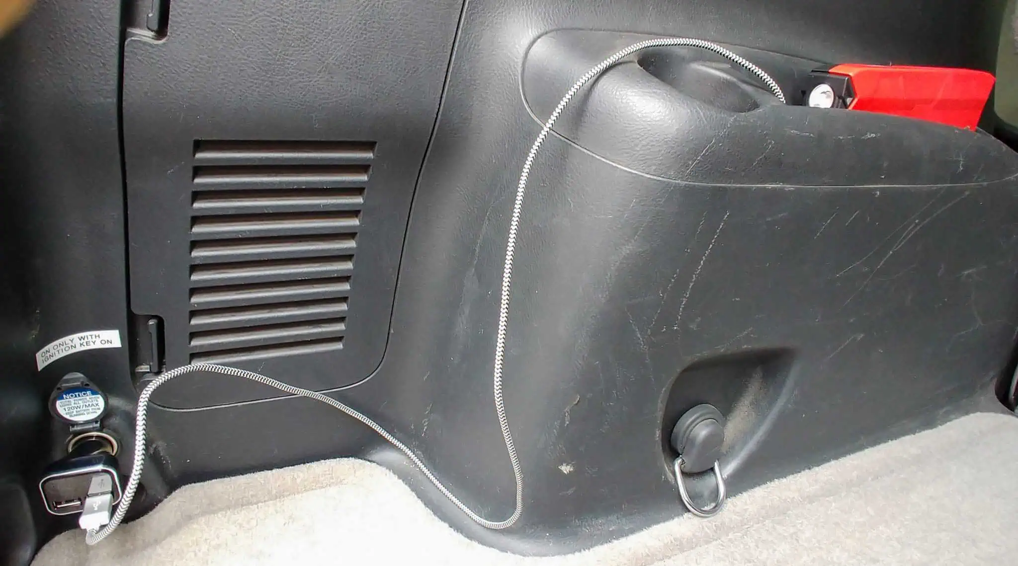 2009 Toyota RAV4 Fuse Location For Power Outlets Vehicle Jump Starter USB Volt Meter